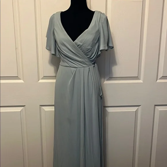 green emerald velvet dress Green Faux Wrap Embroidered Cap Sleeve Gown